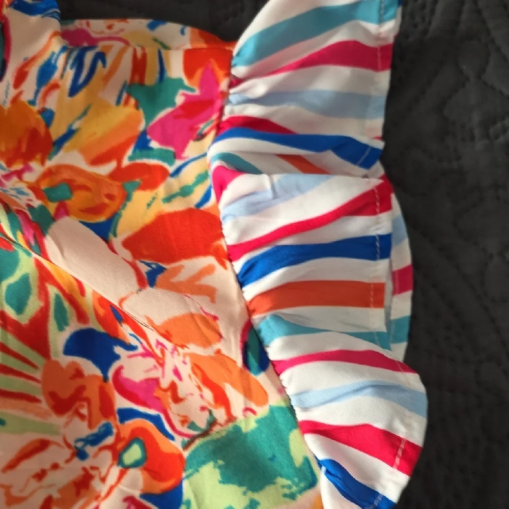 NWOT Boutique XL Floral Sleeveless Top - Multicolor - Picture 3 of 7